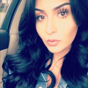 Meet your Posher, Stacy